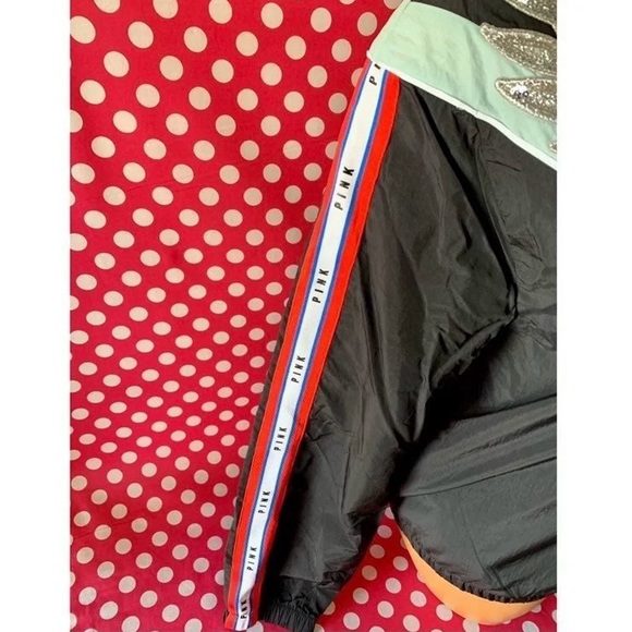 NWT Victoria’s Secret PINK Rare Windbreaker Anorak Jacket Bling Sequins XS/S - Picture 3 of 11